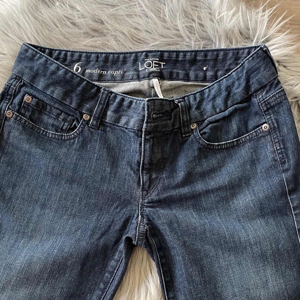 LOFT Dark Wash Modern Capri/Ankle Jeans